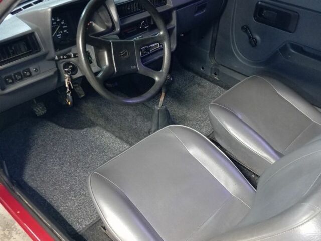 Красный ЗАЗ Таврия, объемом двигателя 1.1 л и пробегом 40 тыс. км за 1200 $, фото 5 на Automoto.ua