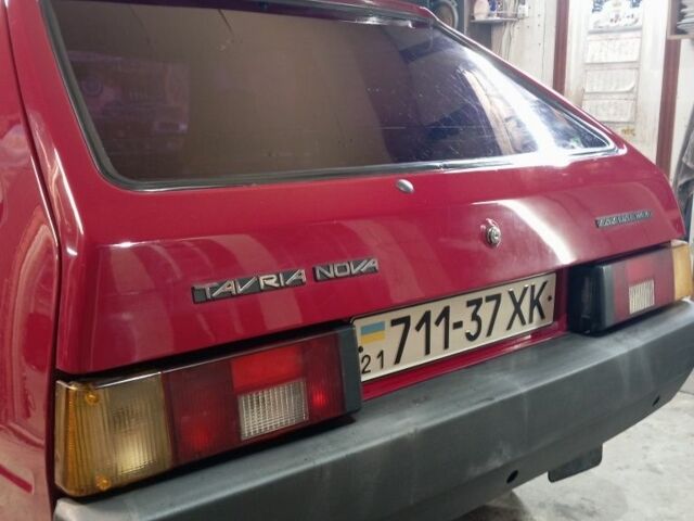 Красный ЗАЗ Таврия, объемом двигателя 1.1 л и пробегом 40 тыс. км за 1200 $, фото 4 на Automoto.ua