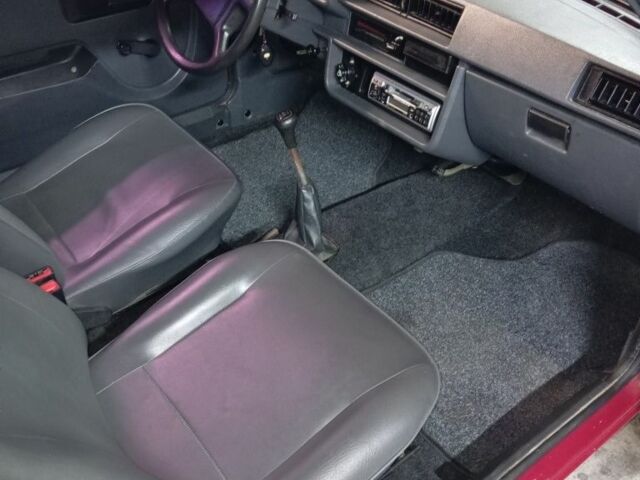 Красный ЗАЗ Таврия, объемом двигателя 1.1 л и пробегом 40 тыс. км за 1200 $, фото 6 на Automoto.ua