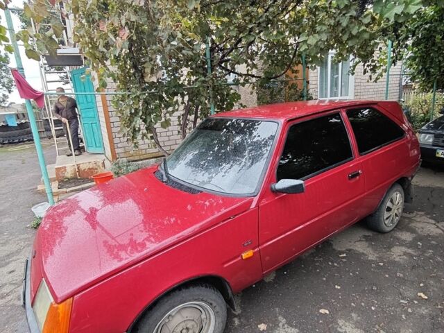 Красный ЗАЗ Таврия, объемом двигателя 1.2 л и пробегом 116 тыс. км за 924 $, фото 2 на Automoto.ua