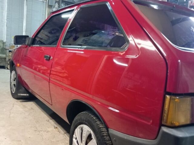 Красный ЗАЗ Таврия, объемом двигателя 1.1 л и пробегом 40 тыс. км за 1200 $, фото 2 на Automoto.ua