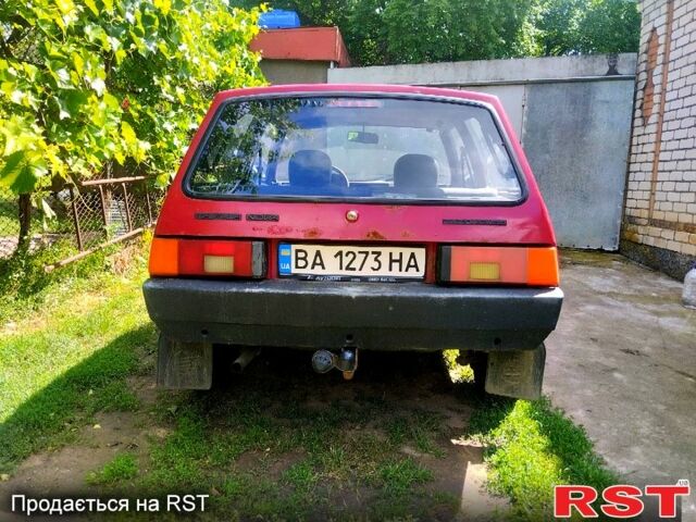 Красный ЗАЗ Таврия, объемом двигателя 1.1 л и пробегом 150 тыс. км за 800 $, фото 8 на Automoto.ua