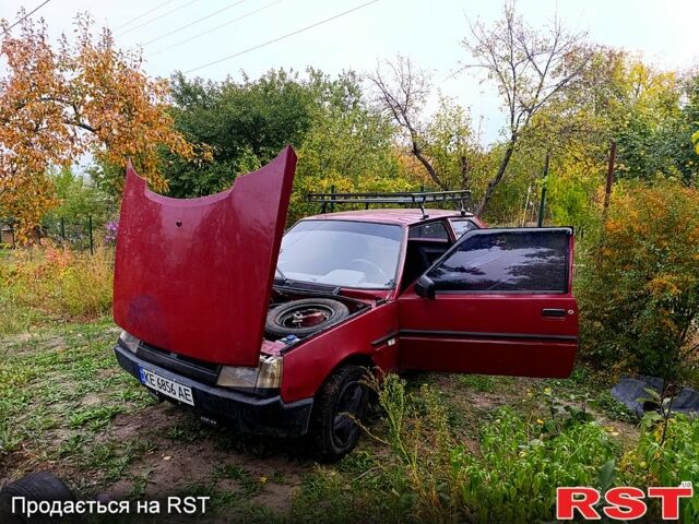 Красный ЗАЗ Таврия, объемом двигателя 1.1 л и пробегом 0 тыс. км за 590 $, фото 3 на Automoto.ua