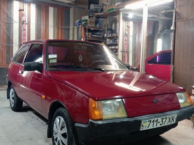 Красный ЗАЗ Таврия, объемом двигателя 1.1 л и пробегом 40 тыс. км за 1200 $, фото 1 на Automoto.ua