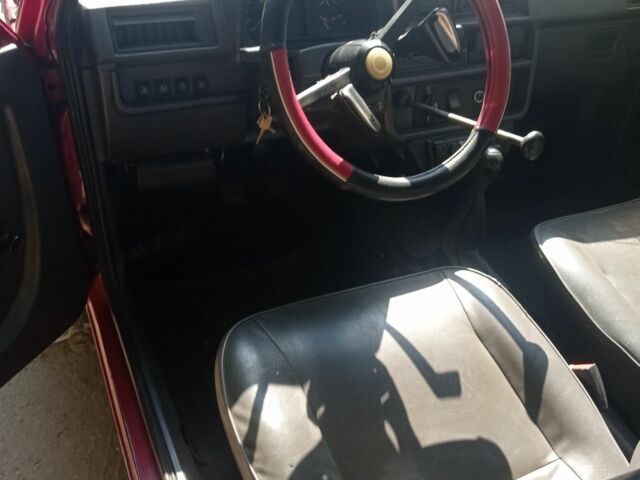 Красный ЗАЗ Таврия, объемом двигателя 1.1 л и пробегом 104 тыс. км за 1070 $, фото 4 на Automoto.ua