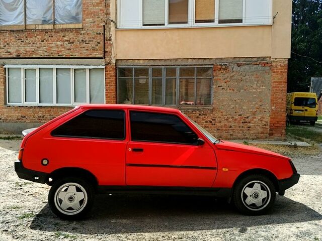 Красный ЗАЗ Таврия, объемом двигателя 1.2 л и пробегом 0 тыс. км за 750 $, фото 4 на Automoto.ua