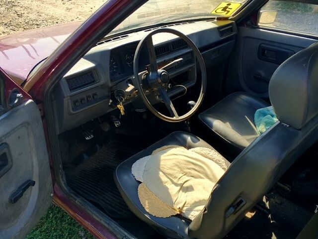 Красный ЗАЗ Таврия, объемом двигателя 1.2 л и пробегом 0 тыс. км за 450 $, фото 7 на Automoto.ua