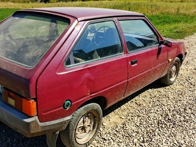 Красный ЗАЗ Таврия, объемом двигателя 1.2 л и пробегом 0 тыс. км за 450 $, фото 5 на Automoto.ua