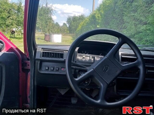 Красный ЗАЗ Таврия, объемом двигателя 1.1 л и пробегом 167 тыс. км за 480 $, фото 3 на Automoto.ua