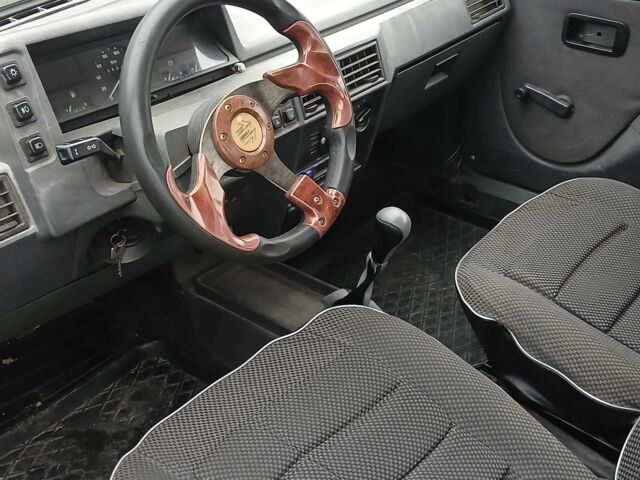 Червоний ЗАЗ Таврія, об'ємом двигуна 1.2 л та пробігом 95 тис. км за 550 $, фото 7 на Automoto.ua