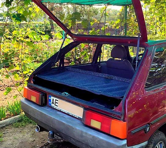 Красный ЗАЗ Таврия, объемом двигателя 1.2 л и пробегом 66 тыс. км за 1320 $, фото 6 на Automoto.ua