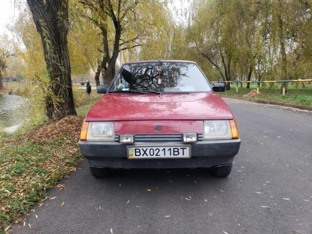 Красный ЗАЗ Таврия, объемом двигателя 1.2 л и пробегом 120 тыс. км за 750 $, фото 5 на Automoto.ua