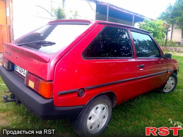 Красный ЗАЗ Таврия, объемом двигателя 1.2 л и пробегом 180 тыс. км за 430 $, фото 6 на Automoto.ua