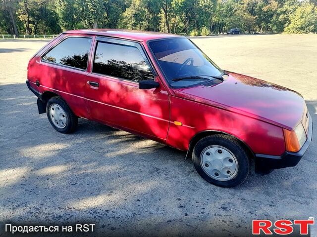 Червоний ЗАЗ Таврія, об'ємом двигуна 1.1 л та пробігом 85 тис. км за 1000 $, фото 1 на Automoto.ua