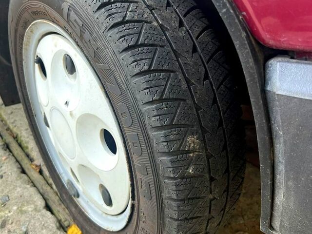 Червоний ЗАЗ Таврія, об'ємом двигуна 1.2 л та пробігом 87 тис. км за 1300 $, фото 1 на Automoto.ua