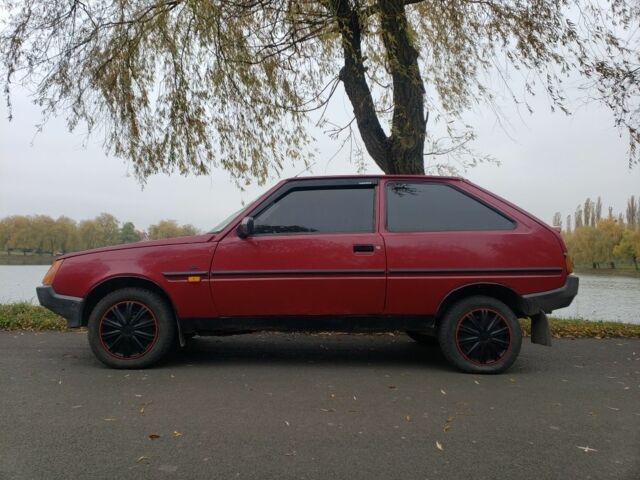 Красный ЗАЗ Таврия, объемом двигателя 1.2 л и пробегом 120 тыс. км за 750 $, фото 1 на Automoto.ua