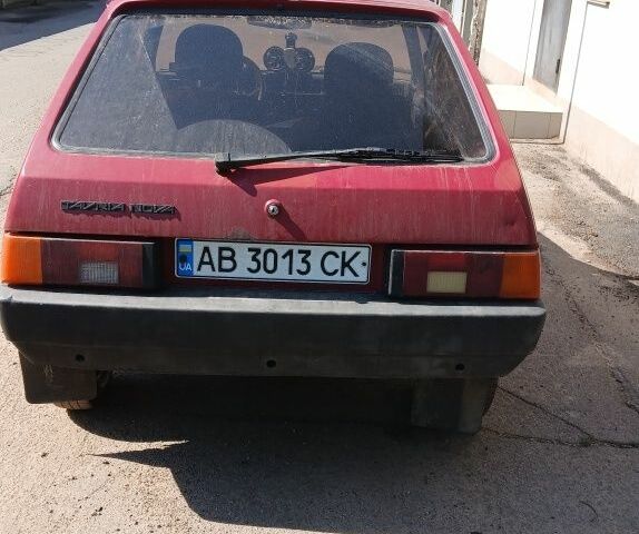 Красный ЗАЗ Таврия, объемом двигателя 1.1 л и пробегом 846 тыс. км за 600 $, фото 4 на Automoto.ua