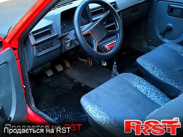 Червоний ЗАЗ Таврія, об'ємом двигуна 1.2 л та пробігом 230 тис. км за 1000 $, фото 1 на Automoto.ua