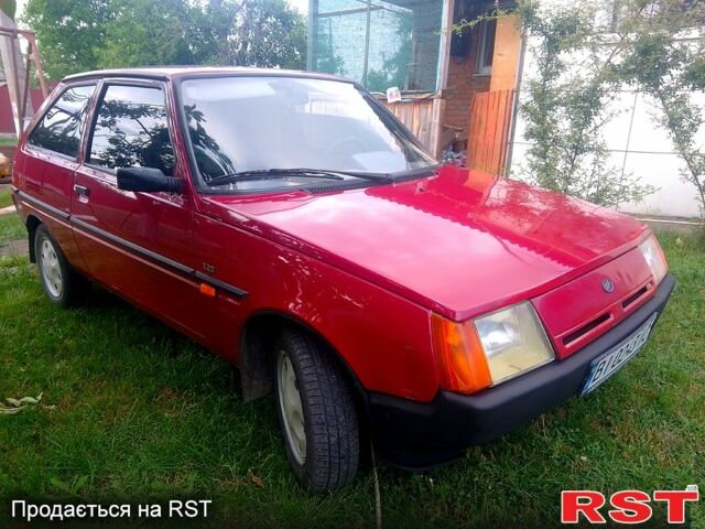 Красный ЗАЗ Таврия, объемом двигателя 1.2 л и пробегом 180 тыс. км за 430 $, фото 7 на Automoto.ua