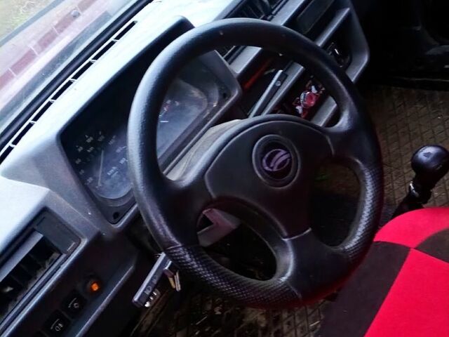 Червоний ЗАЗ Таврія, об'ємом двигуна 1.2 л та пробігом 122 тис. км за 500 $, фото 6 на Automoto.ua