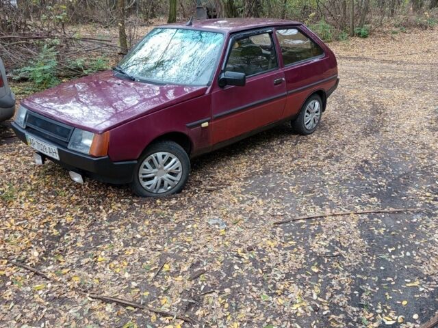 Красный ЗАЗ Таврия, объемом двигателя 1.2 л и пробегом 201 тыс. км за 623 $, фото 6 на Automoto.ua