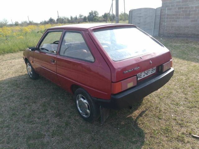 Красный ЗАЗ Таврия, объемом двигателя 0 л и пробегом 89 тыс. км за 900 $, фото 2 на Automoto.ua