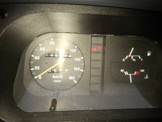 Красный ЗАЗ Таврия, объемом двигателя 1.2 л и пробегом 145 тыс. км за 592 $, фото 5 на Automoto.ua