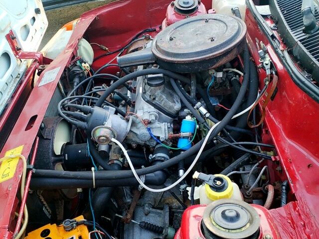 Красный ЗАЗ Таврия, объемом двигателя 1.1 л и пробегом 255 тыс. км за 600 $, фото 3 на Automoto.ua