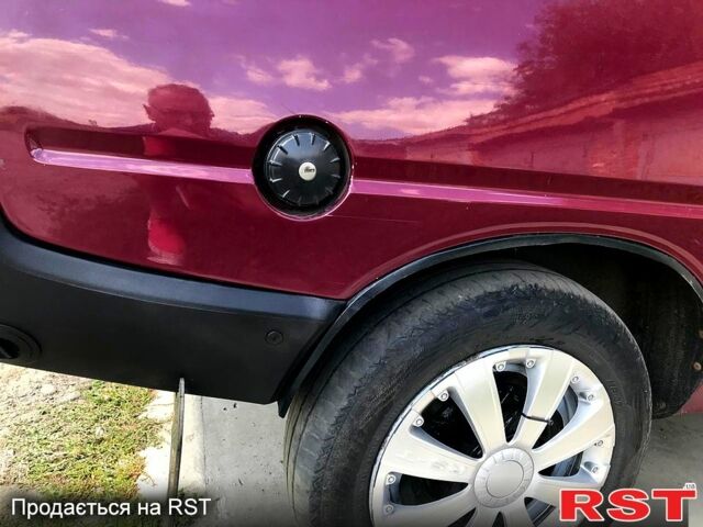 Красный ЗАЗ Таврия, объемом двигателя 1.1 л и пробегом 0 тыс. км за 1500 $, фото 4 на Automoto.ua