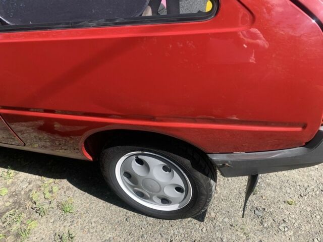 Червоний ЗАЗ Таврія, об'ємом двигуна 1.1 л та пробігом 80 тис. км за 1550 $, фото 4 на Automoto.ua