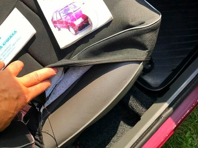 Красный ЗАЗ Таврия, объемом двигателя 1.1 л и пробегом 0 тыс. км за 1500 $, фото 6 на Automoto.ua