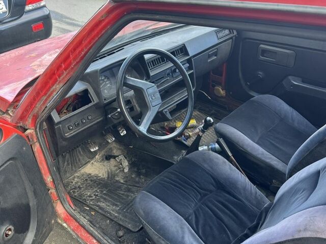 Красный ЗАЗ Таврия, объемом двигателя 1.1 л и пробегом 100 тыс. км за 194 $, фото 5 на Automoto.ua