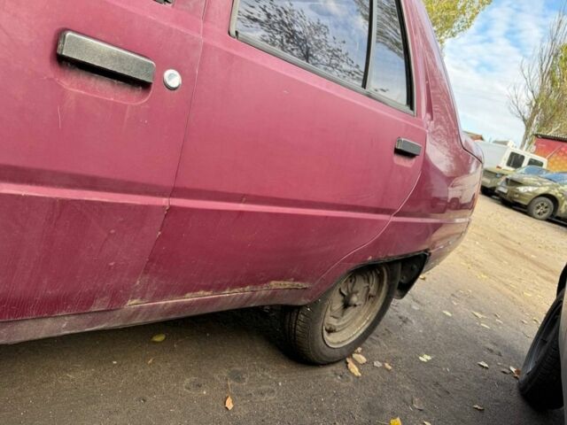 Червоний ЗАЗ Таврія, об'ємом двигуна 1.2 л та пробігом 198 тис. км за 800 $, фото 3 на Automoto.ua