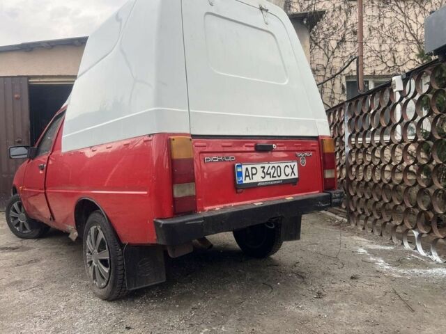 Красный ЗАЗ Таврия, объемом двигателя 1.2 л и пробегом 150 тыс. км за 900 $, фото 4 на Automoto.ua