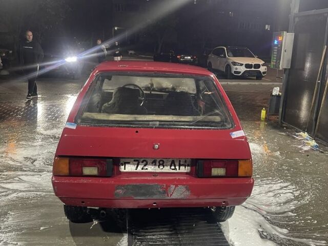 Красный ЗАЗ Таврия, объемом двигателя 1.1 л и пробегом 250 тыс. км за 214 $, фото 4 на Automoto.ua