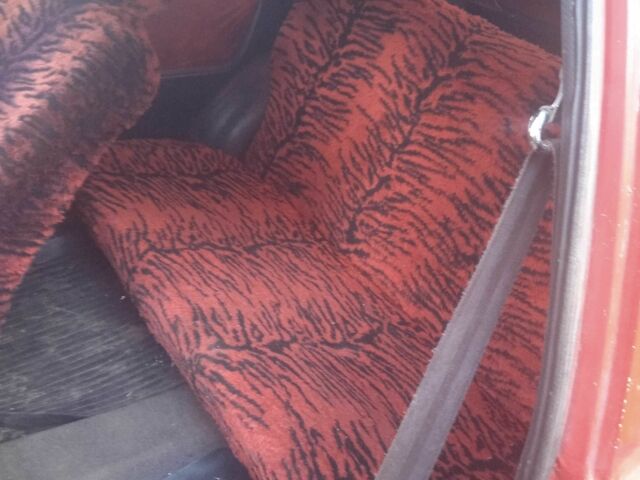 Красный ЗАЗ Таврия, объемом двигателя 1.2 л и пробегом 18 тыс. км за 391 $, фото 6 на Automoto.ua