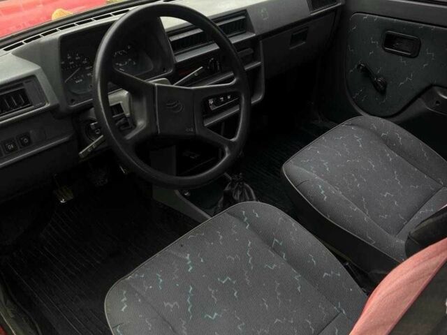 Красный ЗАЗ Таврия, объемом двигателя 1.2 л и пробегом 90 тыс. км за 600 $, фото 3 на Automoto.ua