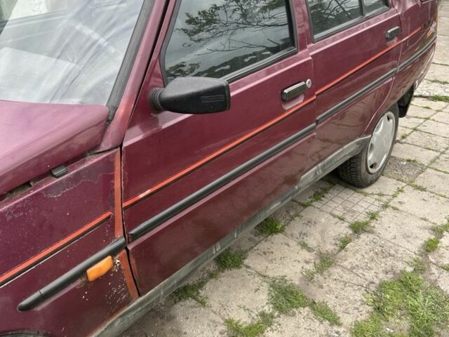 Красный ЗАЗ Таврия, объемом двигателя 1.2 л и пробегом 104 тыс. км за 380 $, фото 1 на Automoto.ua