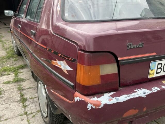 Красный ЗАЗ Таврия, объемом двигателя 1.2 л и пробегом 104 тыс. км за 380 $, фото 4 на Automoto.ua