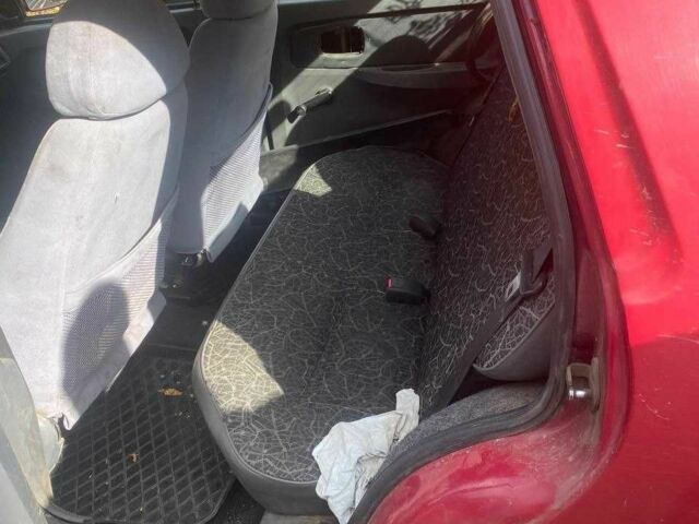 Червоний ЗАЗ Таврія, об'ємом двигуна 1.2 л та пробігом 340 тис. км за 775 $, фото 4 на Automoto.ua