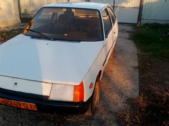 ЗАЗ Таврия, объемом двигателя 1.2 л и пробегом 316 тыс. км за 350 $, фото 1 на Automoto.ua