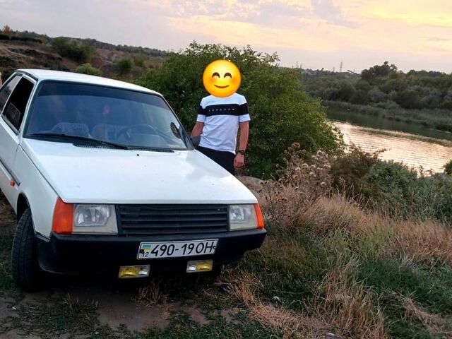 ЗАЗ Таврія, об'ємом двигуна 1.2 л та пробігом 303 тис. км за 1000 $, фото 1 на Automoto.ua
