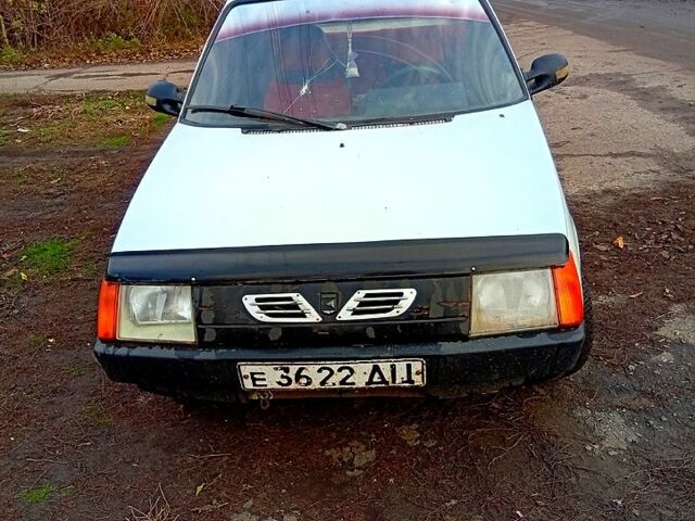 ЗАЗ Таврия, объемом двигателя 1.2 л и пробегом 96 тыс. км за 450 $, фото 3 на Automoto.ua