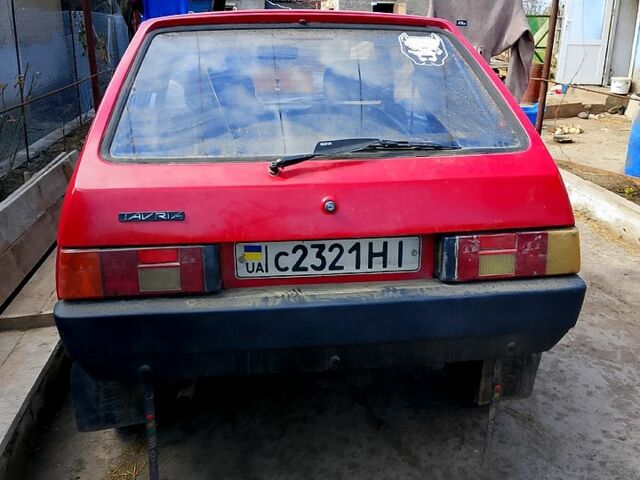 ЗАЗ Таврия, объемом двигателя 1.2 л и пробегом 300 тыс. км за 200 $, фото 2 на Automoto.ua