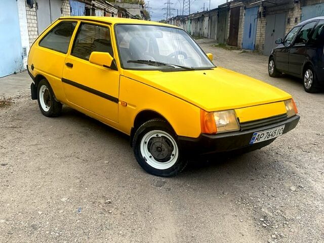 Желтый ЗАЗ Таврия, объемом двигателя 1.1 л и пробегом 275 тыс. км за 710 $, фото 12 на Automoto.ua