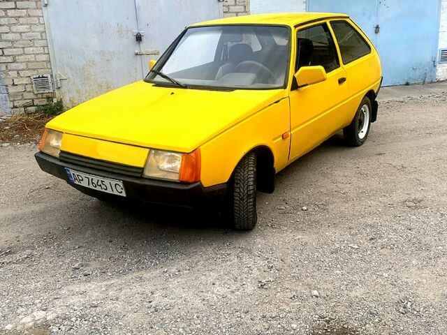 Желтый ЗАЗ Таврия, объемом двигателя 1.1 л и пробегом 275 тыс. км за 710 $, фото 11 на Automoto.ua