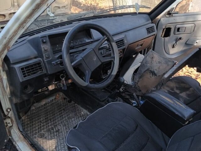 ЗАЗ Таврія 1996 у Кропивницькому (Кіровограді) на Automoto.ua Сірий ЗАЗ Таврія, об'ємом двигуна 1.1 л та пробігом 200 тис. км за 286 $, фото 6 на Automoto.ua