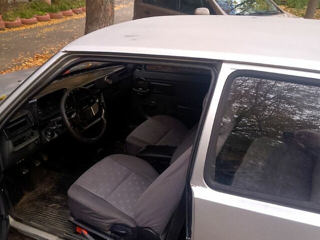 Сірий ЗАЗ Таврія, об'ємом двигуна 1.1 л та пробігом 165 тис. км за 590 $, фото 4 на Automoto.ua