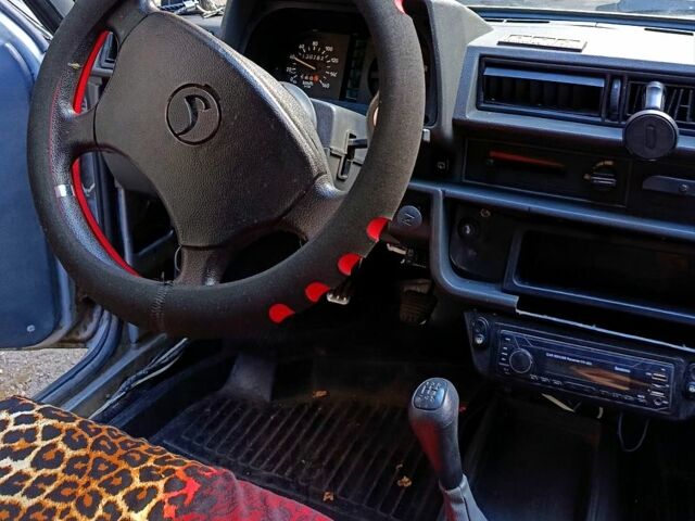 Серый ЗАЗ Таврия, объемом двигателя 1.1 л и пробегом 244 тыс. км за 600 $, фото 5 на Automoto.ua