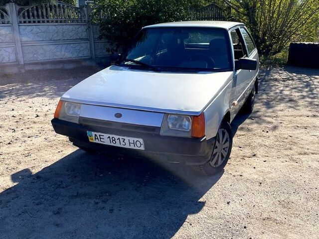 Сірий ЗАЗ Таврія, об'ємом двигуна 1.1 л та пробігом 150 тис. км за 720 $, фото 4 на Automoto.ua